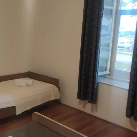 Lukacevic Apartamento *