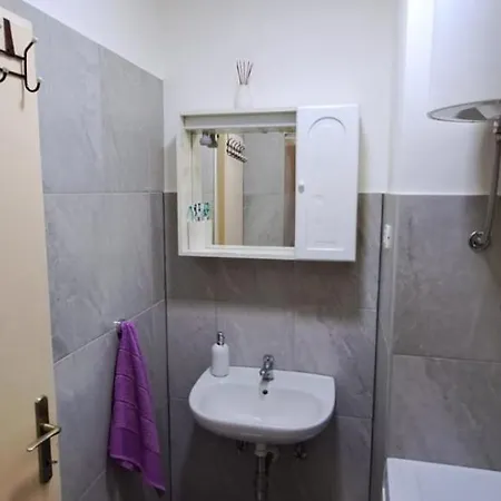 Lukacevic Apartamento *